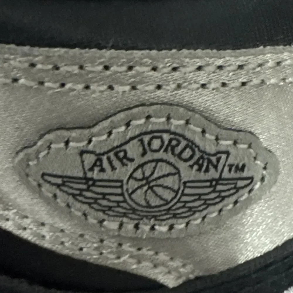 Nike Jordan Retro High OG (PS) 2.5 Youth FD5304-010 Black Med Gray New